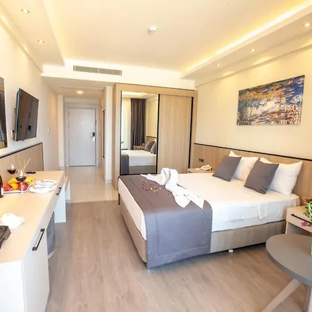 Polaris & Club Hotel 3*
